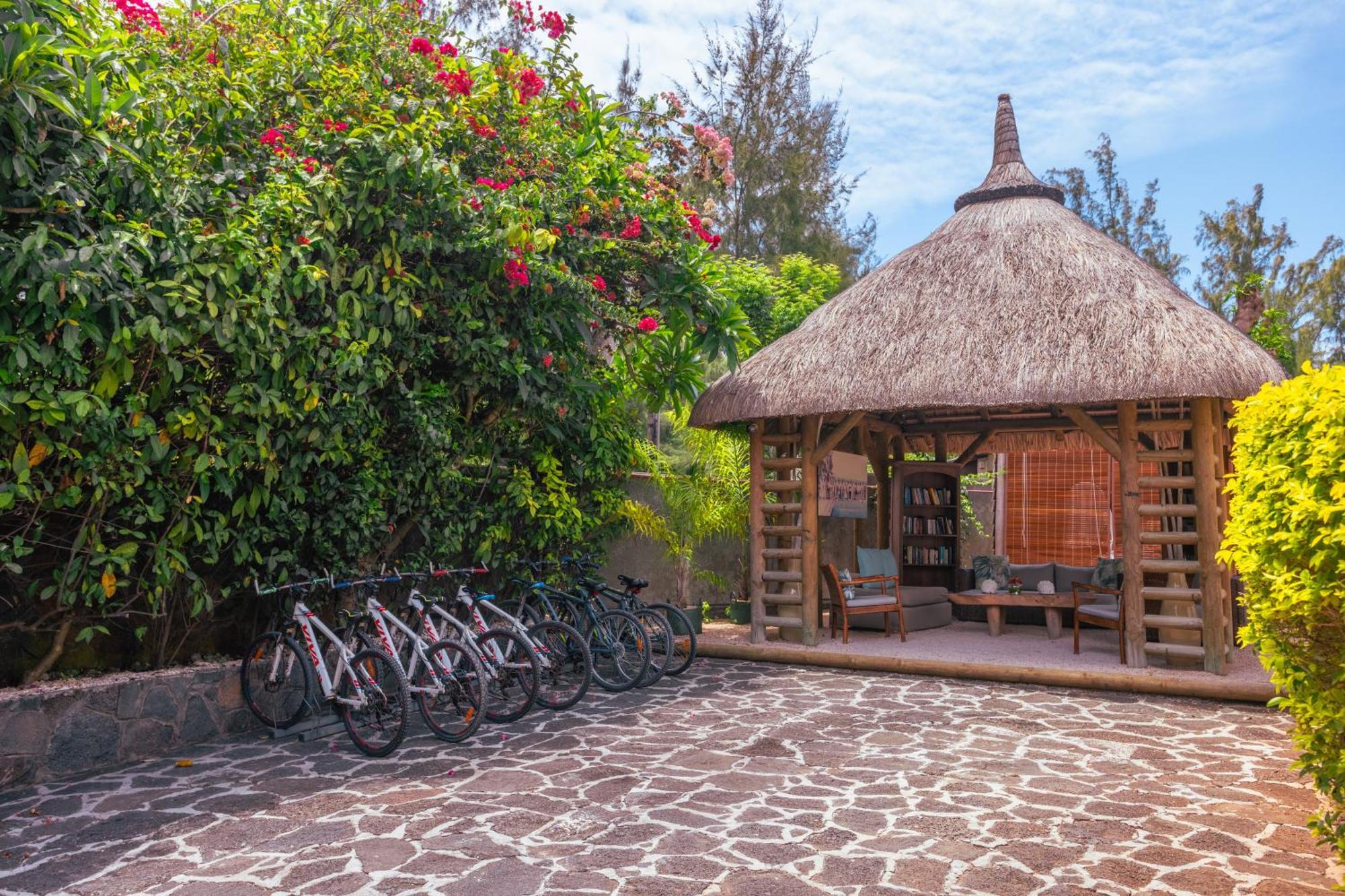 Seapoint Boutique Hotel Pointe aux Canonniers Extérieur photo